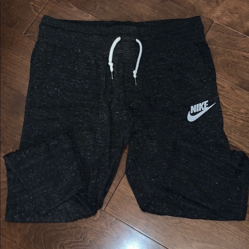 NIKE Joggers